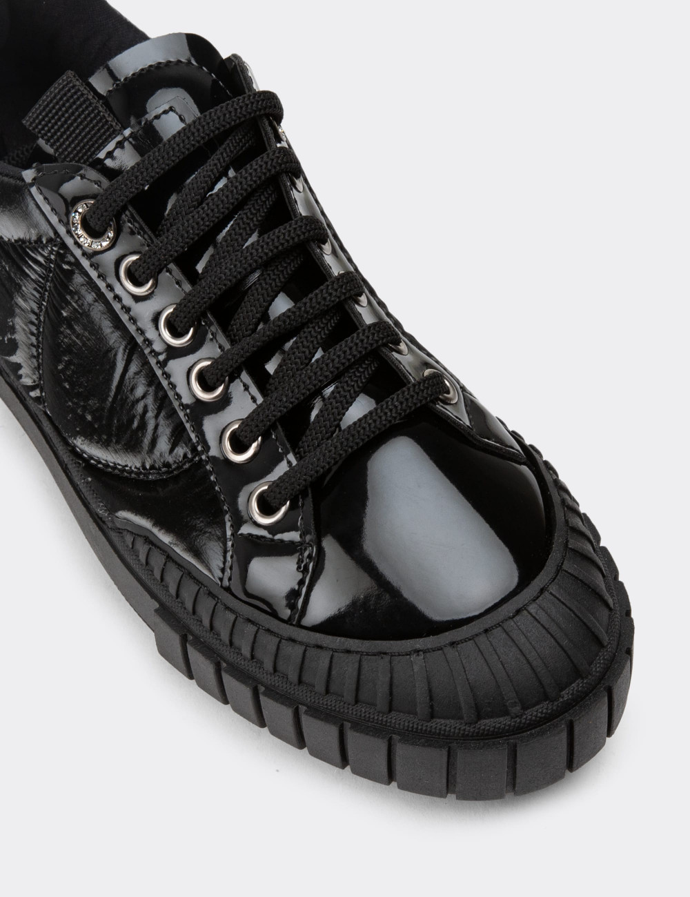 Siyah Sneaker Kadın Ayakkabı - K2301ZSYHC01