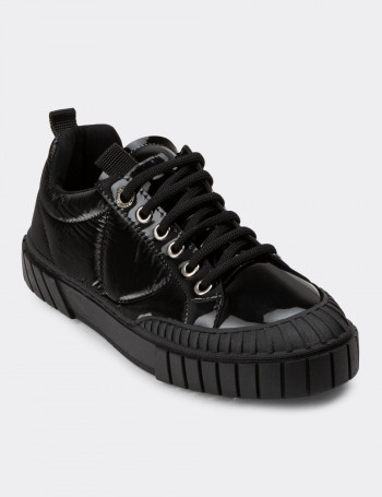 Siyah Sneaker Kadın Ayakkabı - K2301ZSYHC01