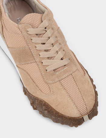 Hakiki Süet Bej Sneaker Kadın Ayakkabı - R3501ZBEJC01