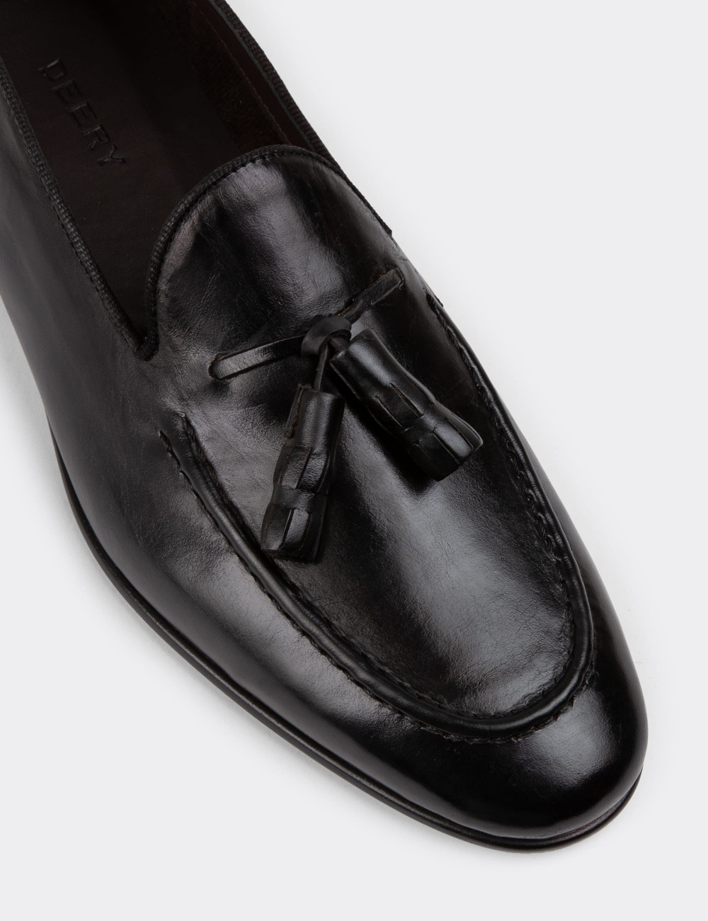 Hakiki Deri Siyah Vintage Püsküllü Erkek Loafer - 01701MSYHC09