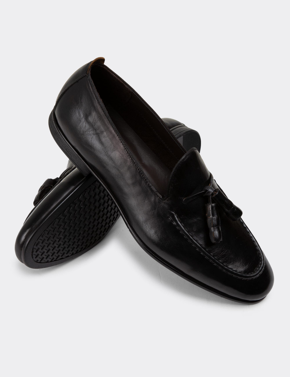 Hakiki Deri Siyah Vintage Püsküllü Erkek Loafer - 01701MSYHC09