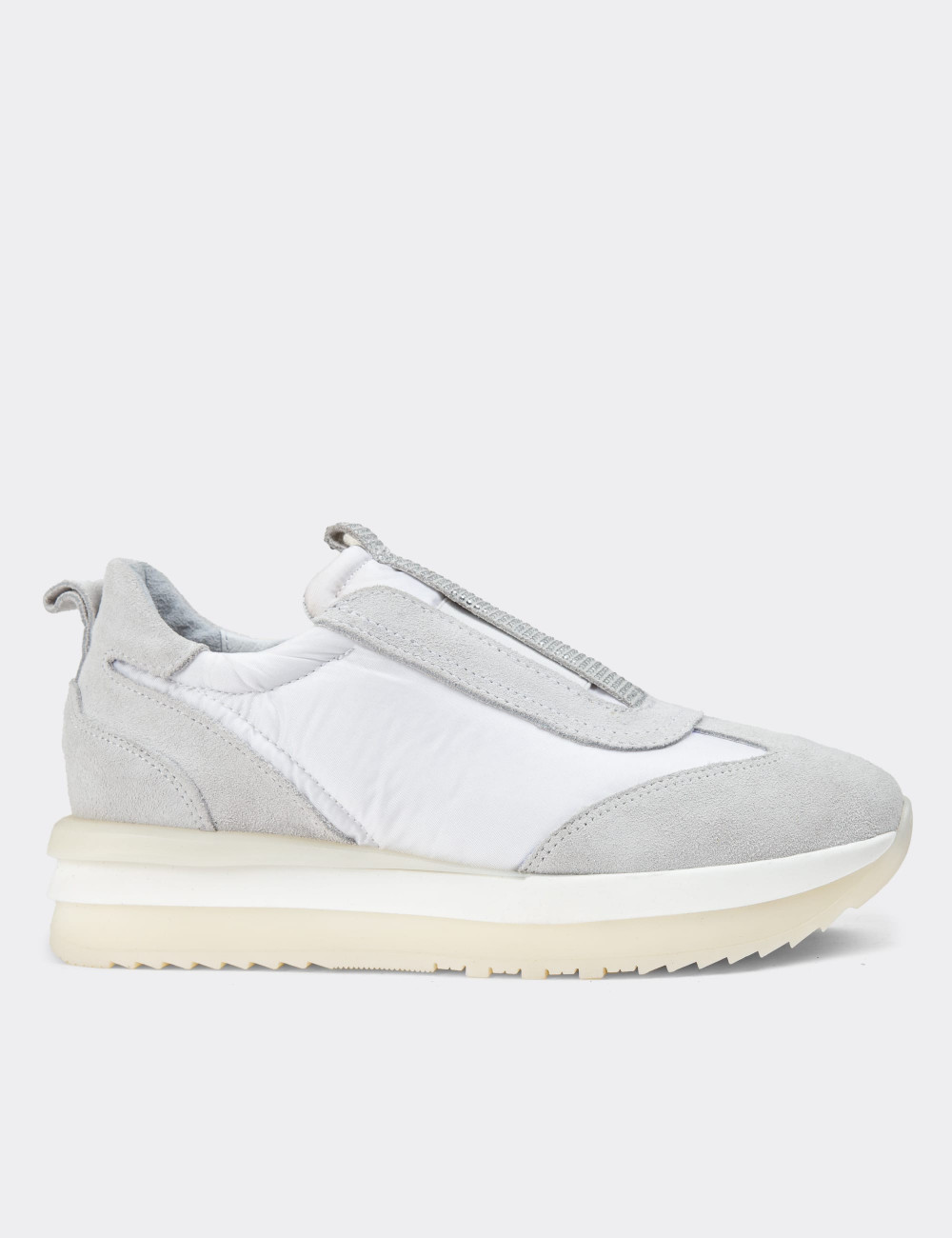 Hakiki Süet Beyaz Sneaker Kadın Ayakkabı - R3531ZBYZT01