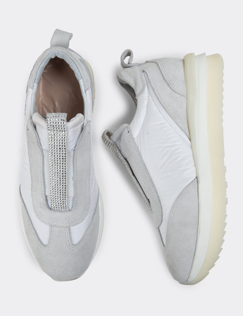 Hakiki Süet Beyaz Sneaker Kadın Ayakkabı - R3531ZBYZT01
