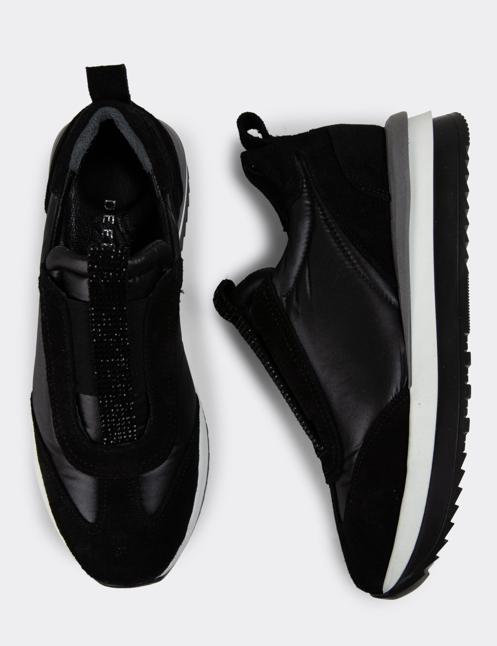Hakiki Süet Siyah Sneaker Kadın Ayakkabı - R3531ZSYHT01