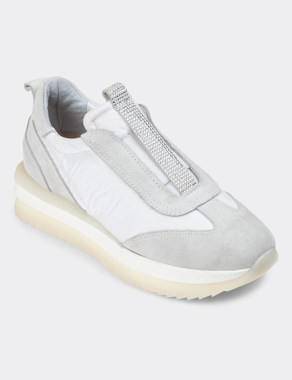 Hakiki Süet Beyaz Sneaker Kadın Ayakkabı - R3531ZBYZT01