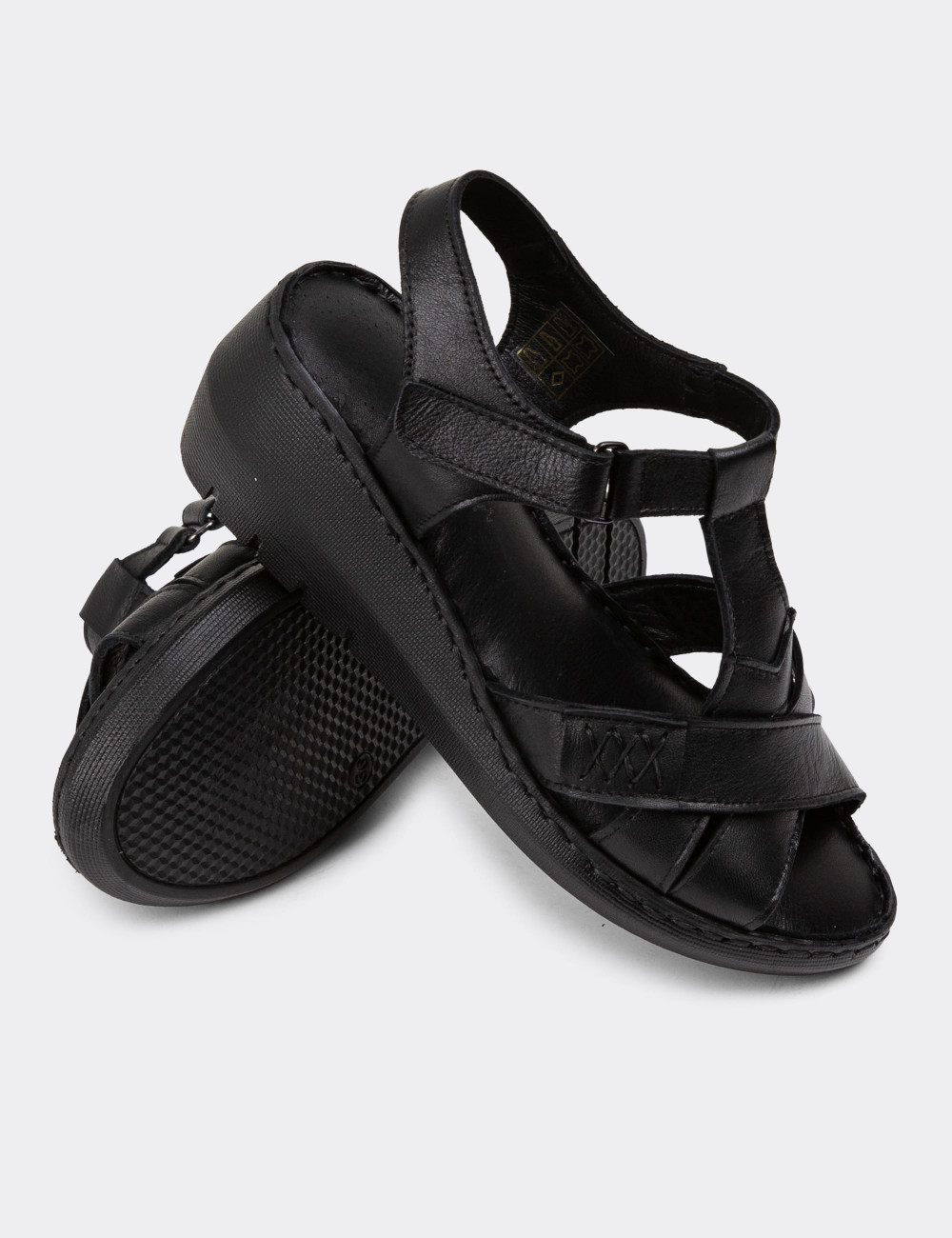 Hakiki Deri Siyah Dolgu Topuk Kadın Sandalet - SE111ZSYHC01