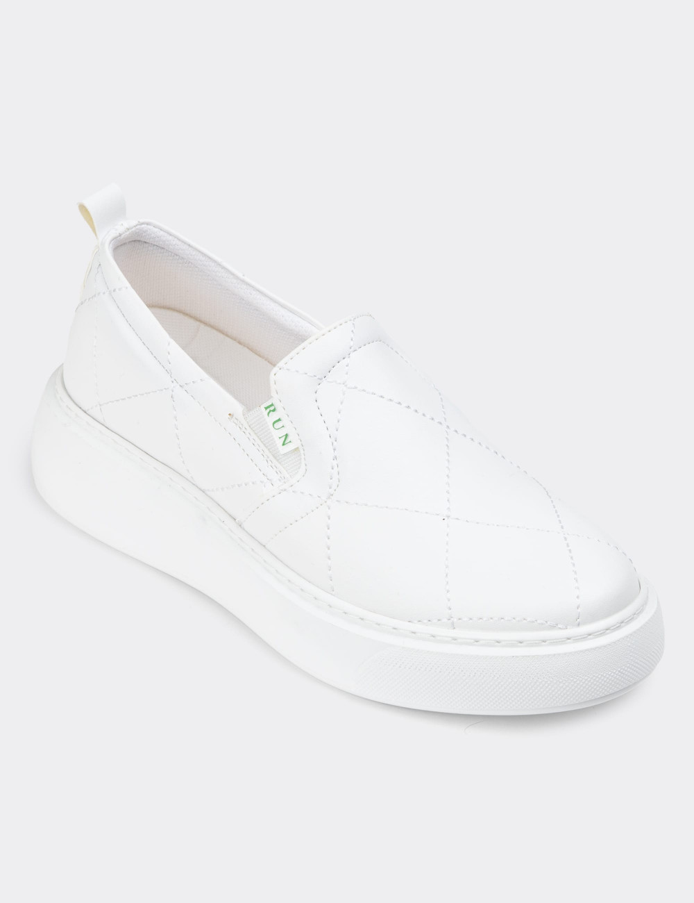 Beyaz Slip-on Sneaker Kadın Ayakkabı - CE490ZBYZP01