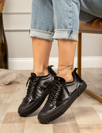 Siyah Sneaker Kadın Ayakkabı - K2301ZSYHC01