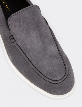 Hakiki Süet Gri Erkek Loafer Ayakkabı - 01957MGRIE01