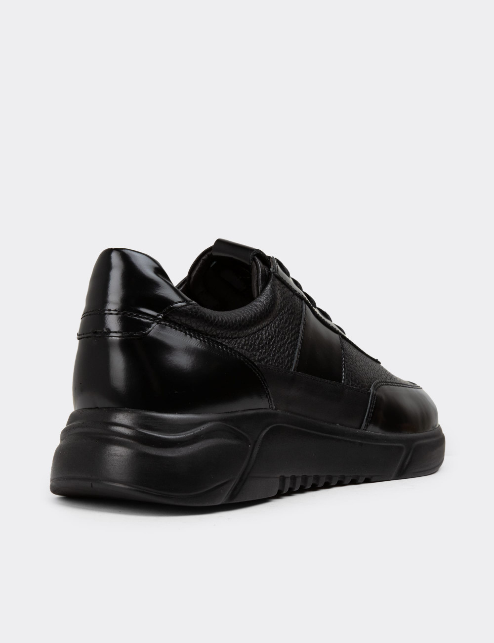 Hakiki Deri Siyah Erkek Sneaker Ayakkabı - 01963MSYHE01