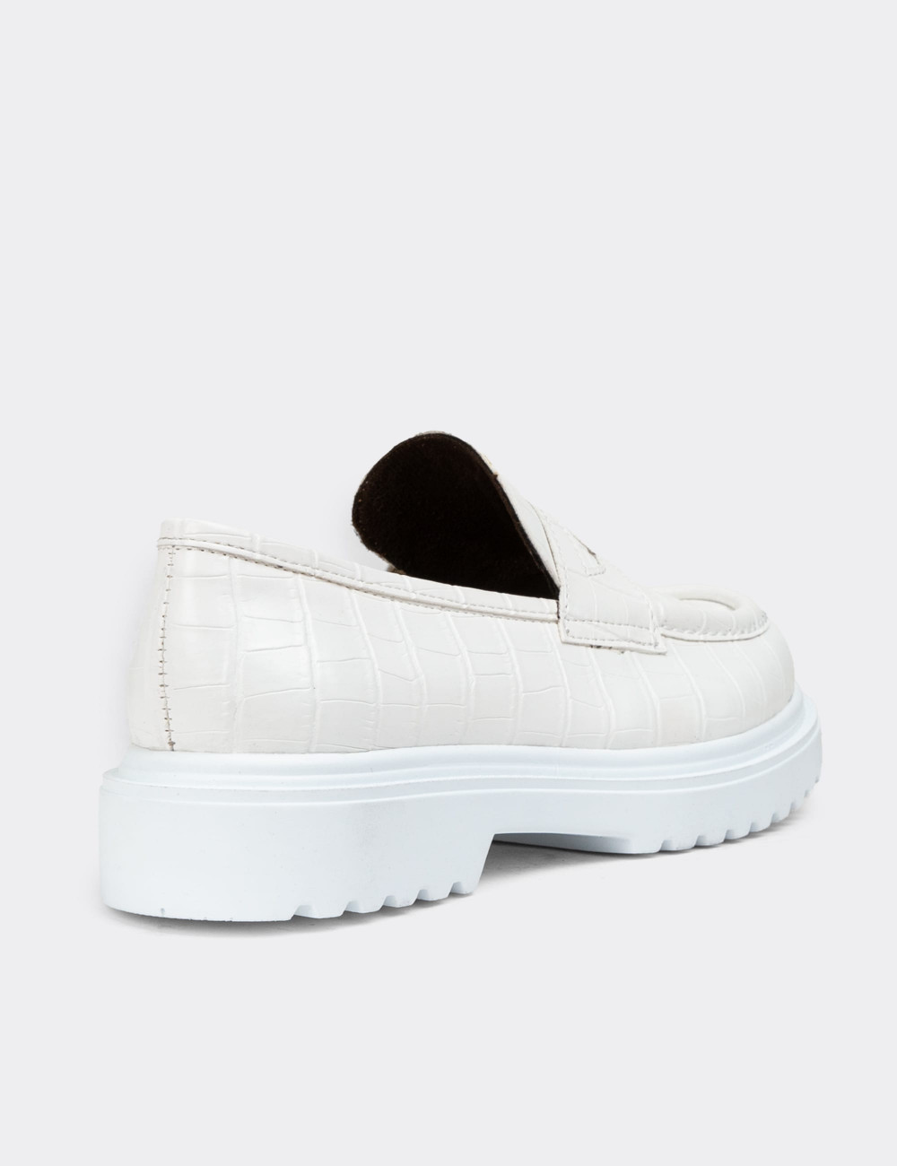 Beyaz Kadın Loafer Ayakkabı - 01903ZBYZP02