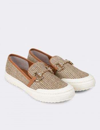 Bej Rengi Toka Detaylı Kadın Sneaker Ayakkabı - K2000ZBEJP01