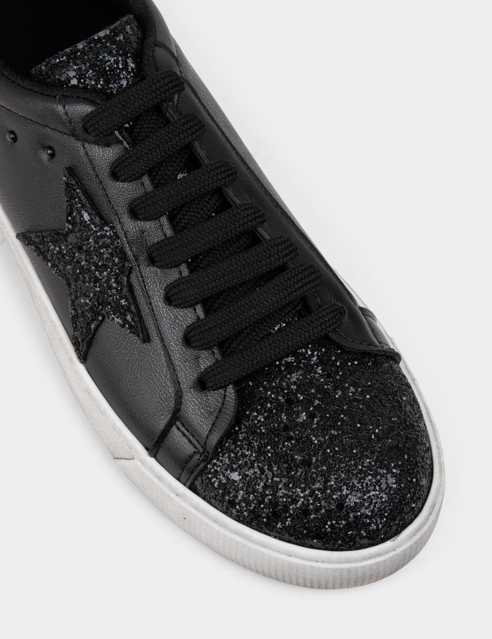 Siyah Kadın Sneaker Ayakkabı - K1021ZSYHC01