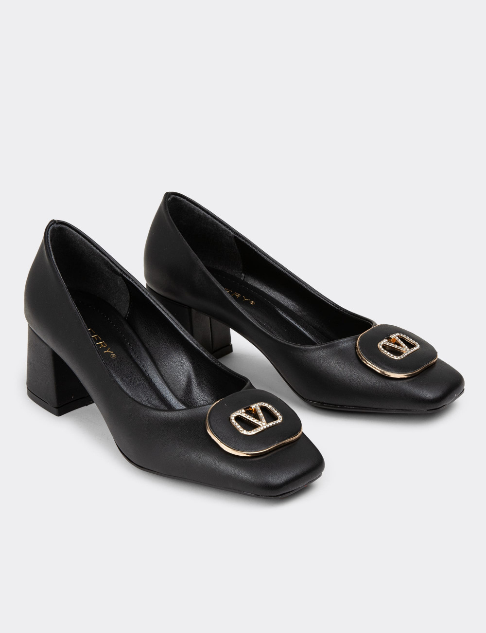 Siyah Kadın Topuklu Günlük Ayakkabı - 24109ZSYHC01