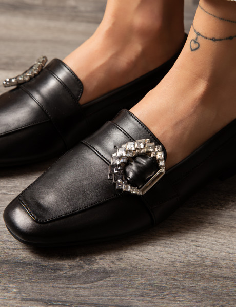 Siyah Kadın Tokalı Loafer Ayakkabı