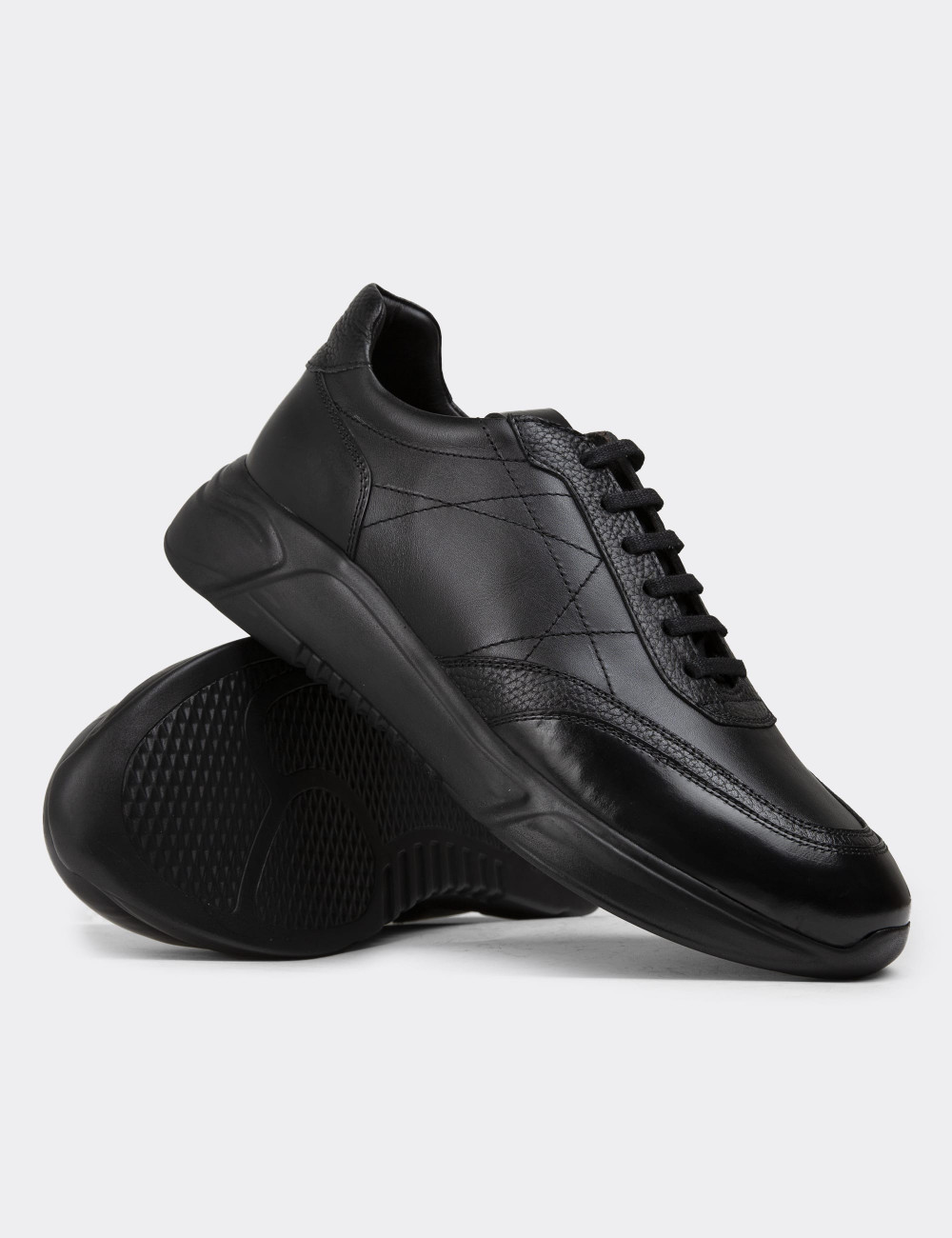 Hakiki Deri Siyah Erkek Sneaker Ayakkabı - 01962MSYHE01