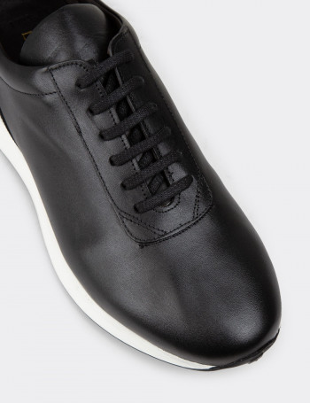 Hakiki Deri Siyah Erkek Sneaker Ayakkabı - 01983MSYHE03