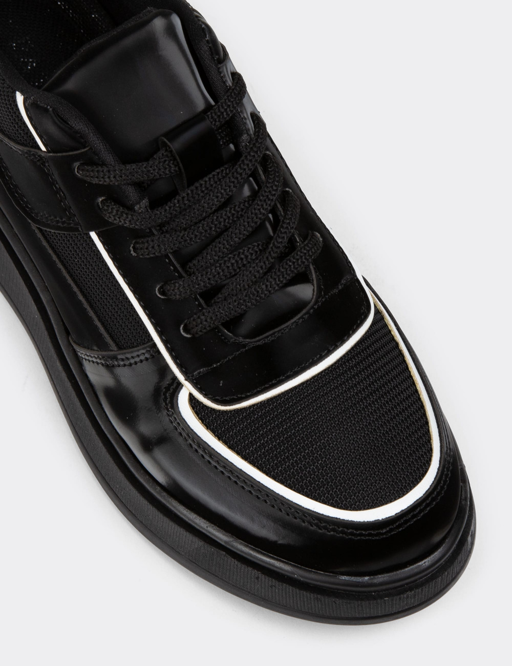Siyah Kadın Sneaker Ayakkabı - K0339ZSYHC01