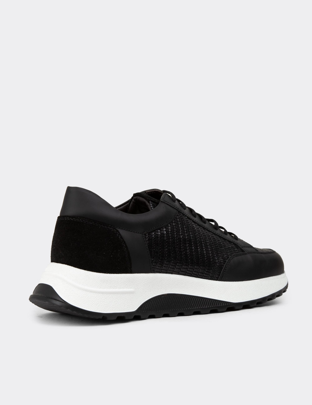 Hakiki Deri Siyah Erkek Sneaker Ayakkabı - 01984MSYHE02