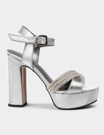 Gümüş Rengi Platform Topuk Kadın Abiye Ayakkabı - K2026ZGMSM03