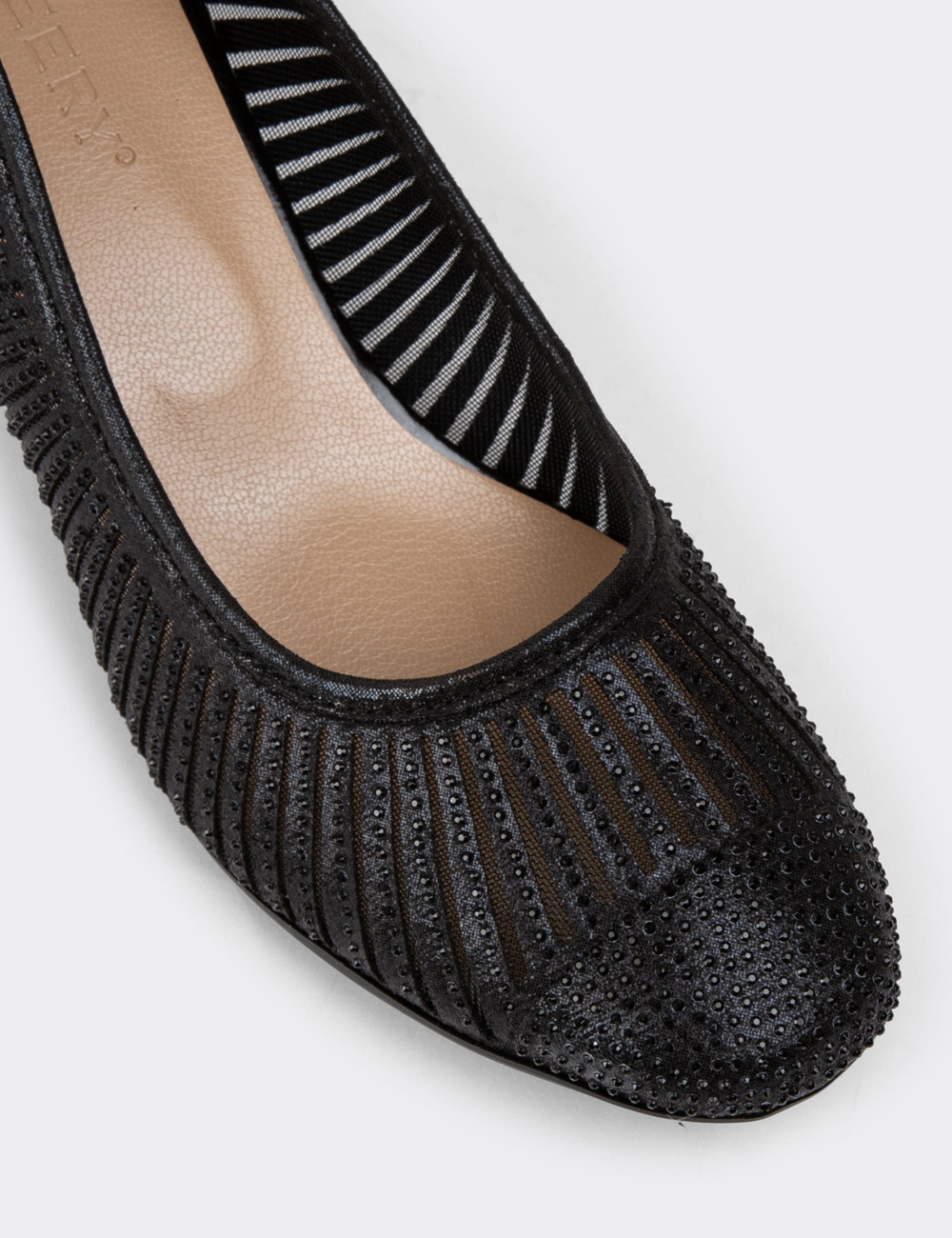 Siyah Topuklu Günlük Kadın Ayakkabı - K8642ZSYHC01