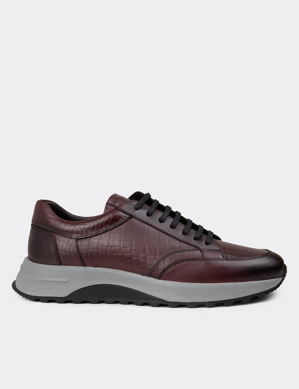 Erkek Bordo Hakiki Deri Sneaker Ayakkabı - 01984MBRDE03