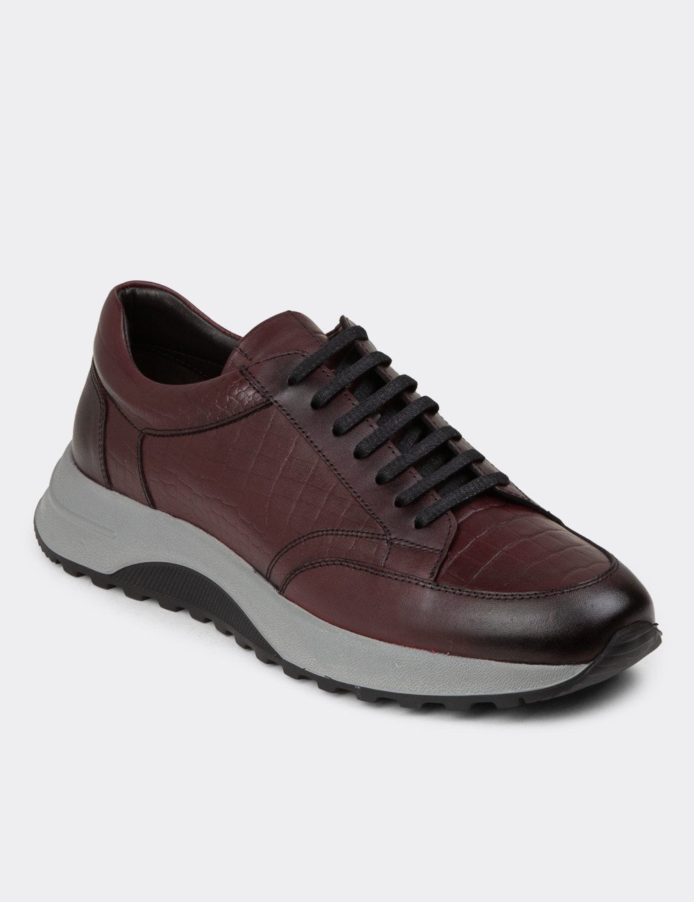 Erkek Bordo Hakiki Deri Sneaker Ayakkabı - 01984MBRDE03