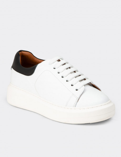 Kadın Hakiki Deri Beyaz Sneaker Ayakkabı