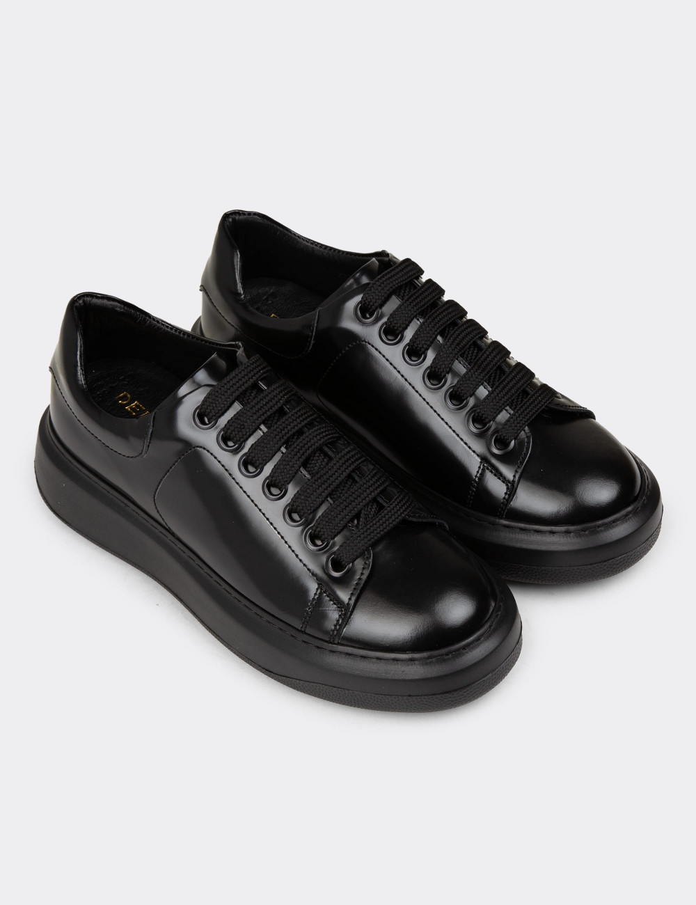 Kadın Hakiki Deri Siyah Sneaker Ayakkabı - 01991ZSYHP05