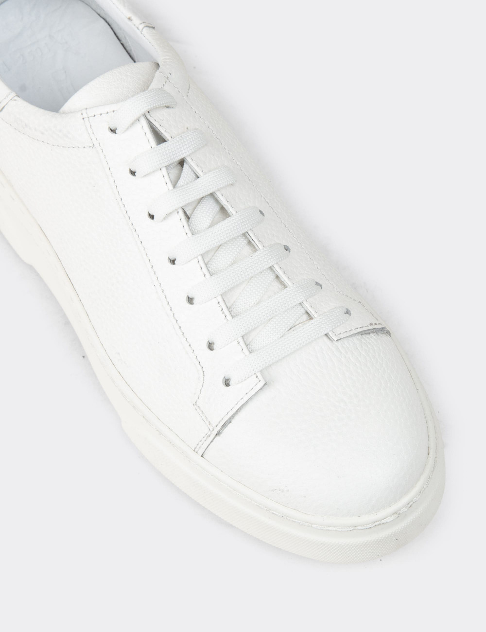 Erkek Hakiki Deri Beyaz Sneaker Ayakkabı - M2501MBYZP02