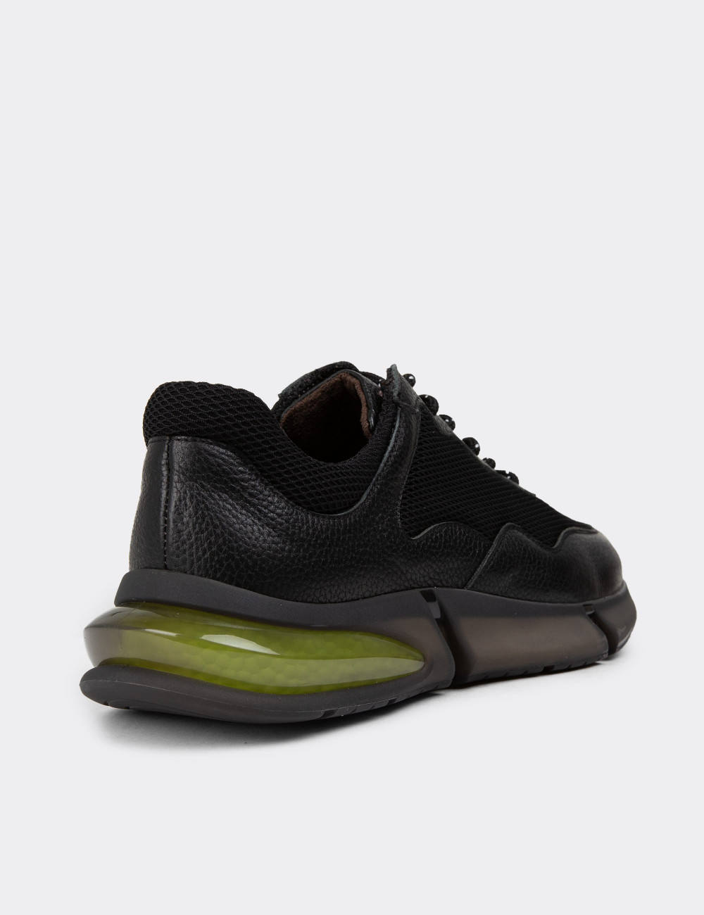 Erkek Siyah Hakiki Deri Sneaker Ayakkabı - 01725MSYHE09