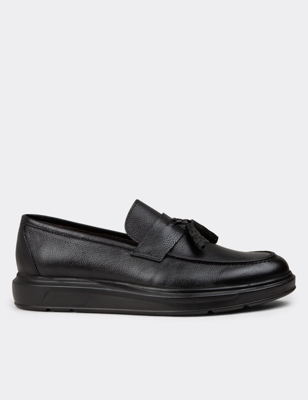 Erkek Hakiki Deri Siyah Püskül Detaylı Loafer - 01587MSYHP12