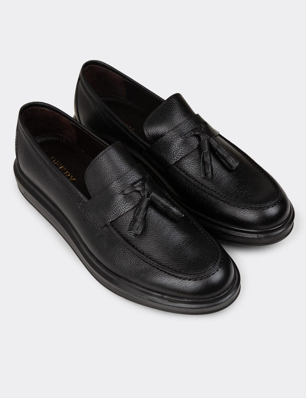 Erkek Hakiki Deri Siyah Püskül Detaylı Loafer - 01587MSYHP12