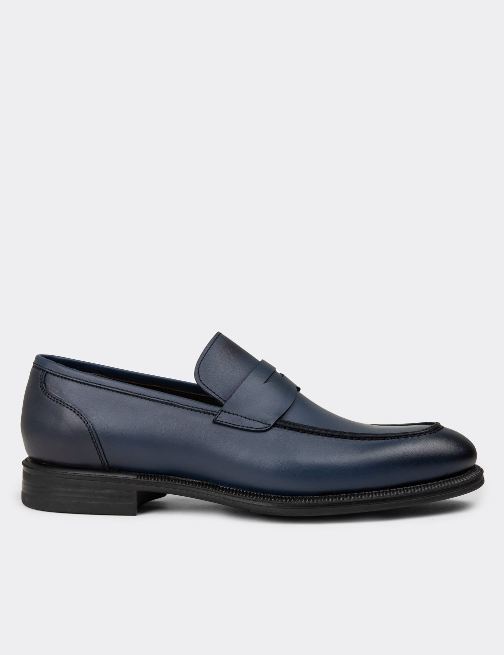 Erkek Hakiki Deri Lacivert Klasik Loafer Ayakkabı - 01995MLCVC01