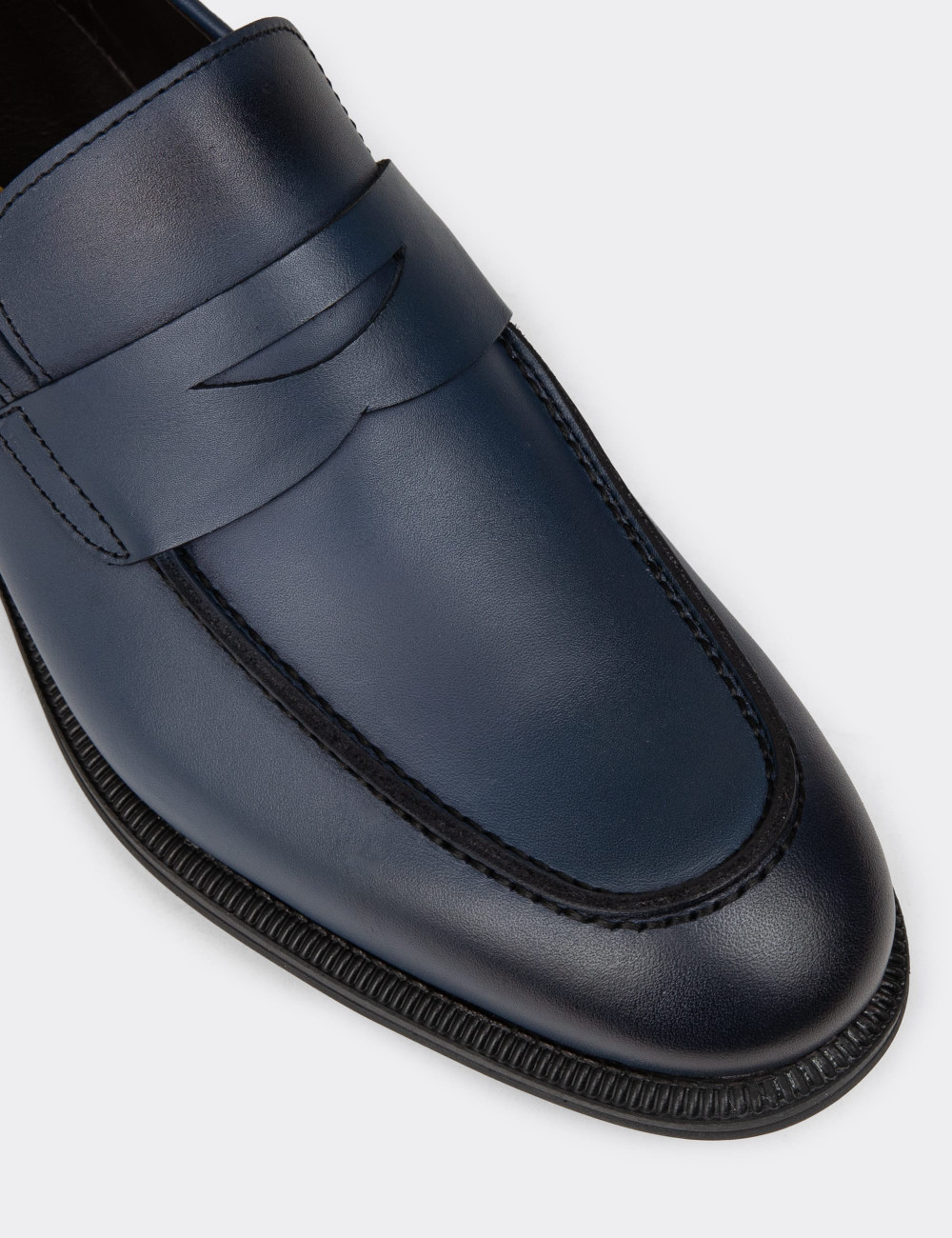 Erkek Hakiki Deri Lacivert Klasik Loafer Ayakkabı - 01995MLCVC01