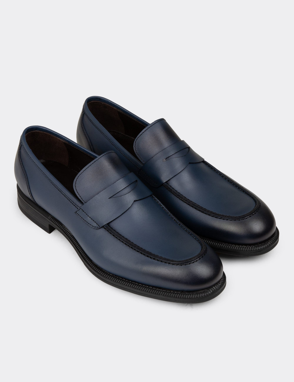 Erkek Hakiki Deri Lacivert Klasik Loafer Ayakkabı - 01995MLCVC01