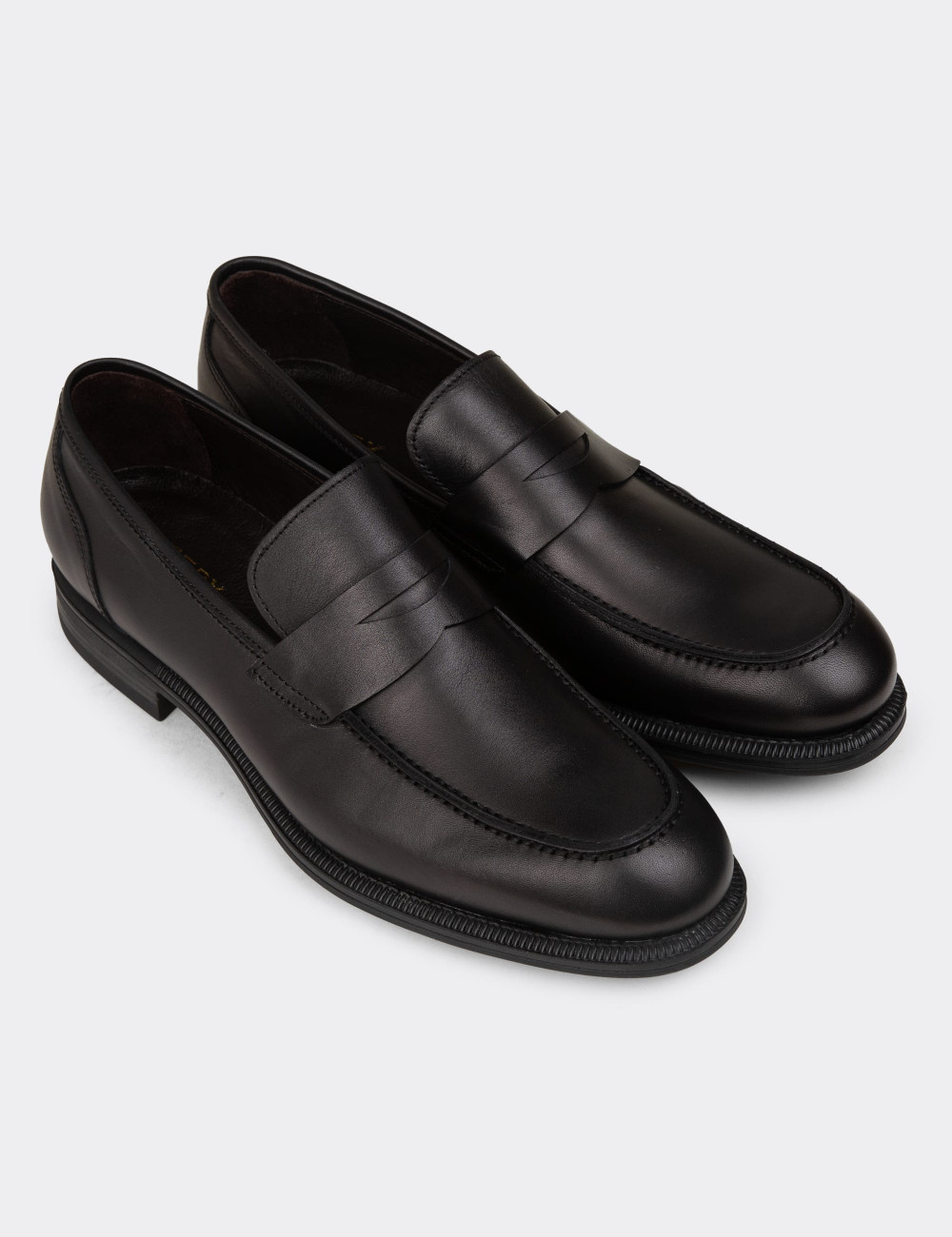 Erkek Hakiki Deri Siyah Klasik Loafer Ayakkabı - 01995MSYHC01