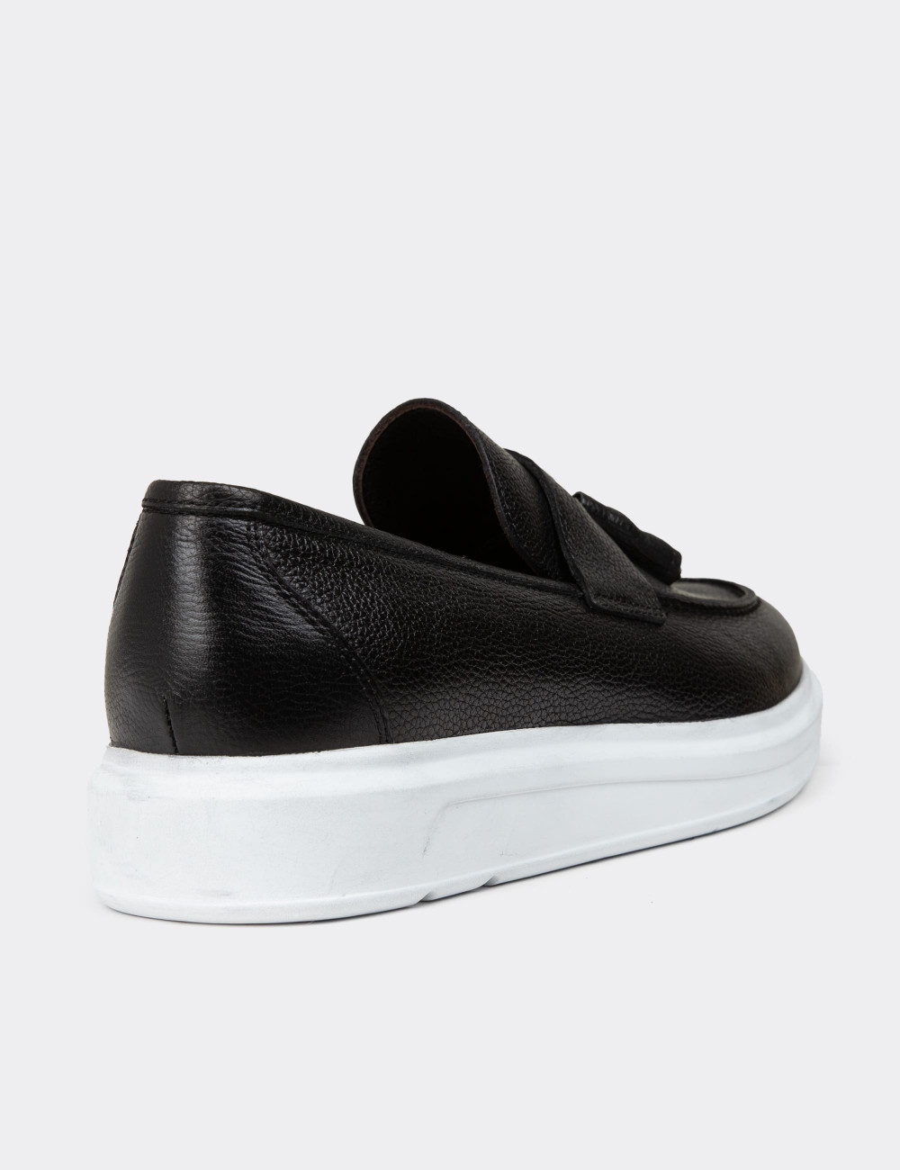 Erkek Hakiki Deri Siyah Comfort Püsküllü Loafer - 01587MSYHP15