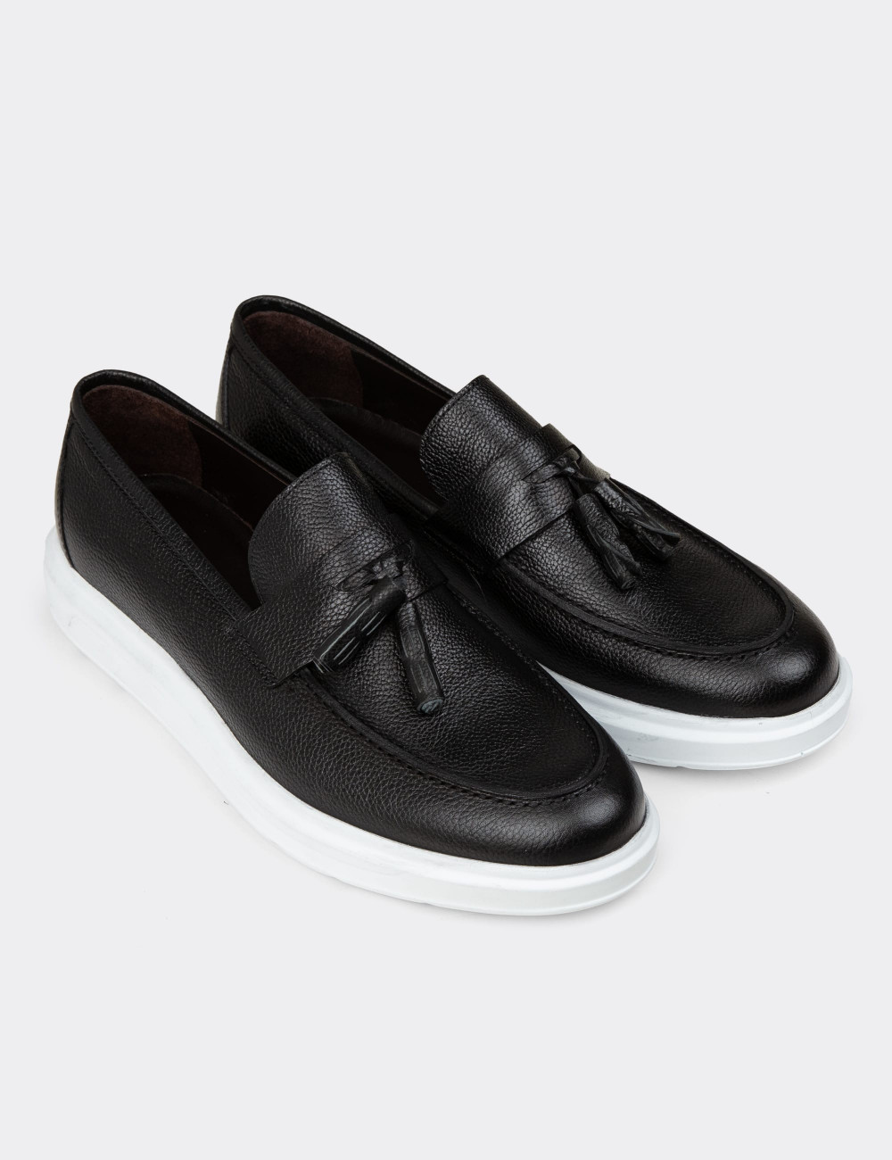 Erkek Hakiki Deri Siyah Comfort Püsküllü Loafer - 01587MSYHP15