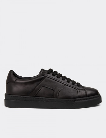 Erkek Hakiki Deri Siyah Sneaker Ayakkabı - 02002MSYHC02