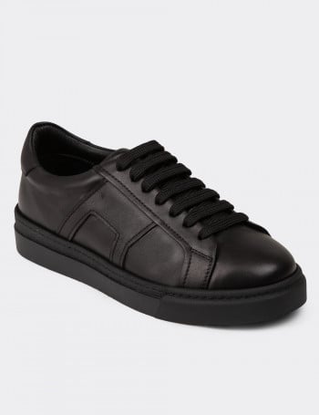 Erkek Hakiki Deri Siyah Sneaker Ayakkabı - 02002MSYHC02