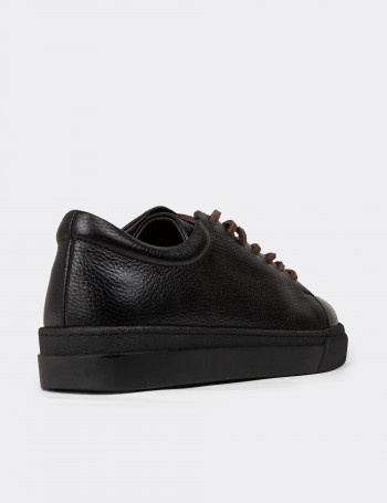Erkek Hakiki Deri Siyah Sneaker Ayakkabı - 02004MSYHC01