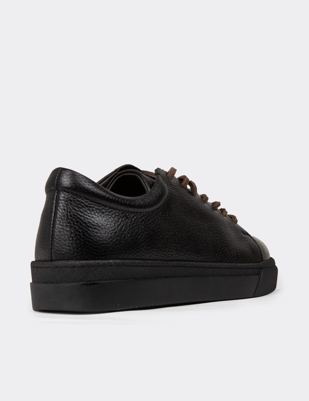 Erkek Hakiki Deri Siyah Sneaker Ayakkabı - 02004MSYHC01