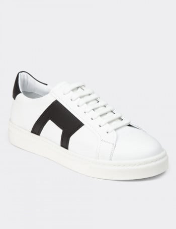 Erkek Hakiki Deri Siyah Sneaker Ayakkabı - 02002MSYHC01