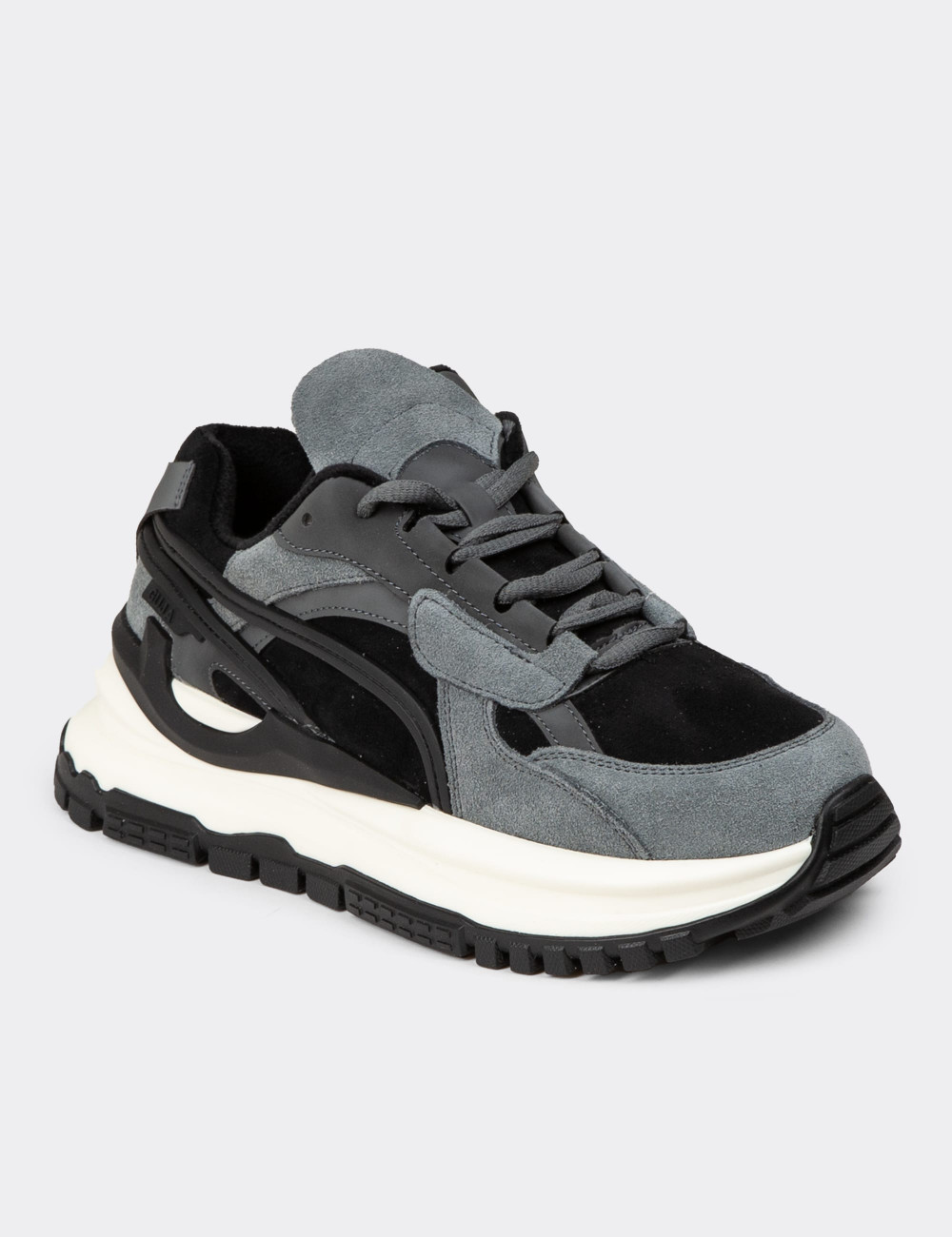 Kadın Hakiki Süet Siyah Sneaker Ayakkabı - 25331ZSYHC01