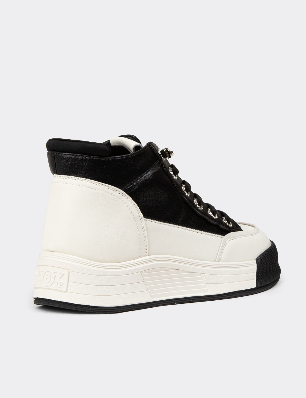 Kadın Hakiki Deri Siyah High Top Sneaker Ayakkabı - 25334ZSYHC01