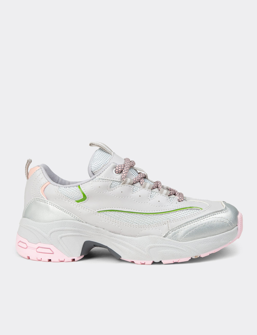 Kadın Gümüş Rengi Sneaker Ayakkabı - 34120ZGMSC01