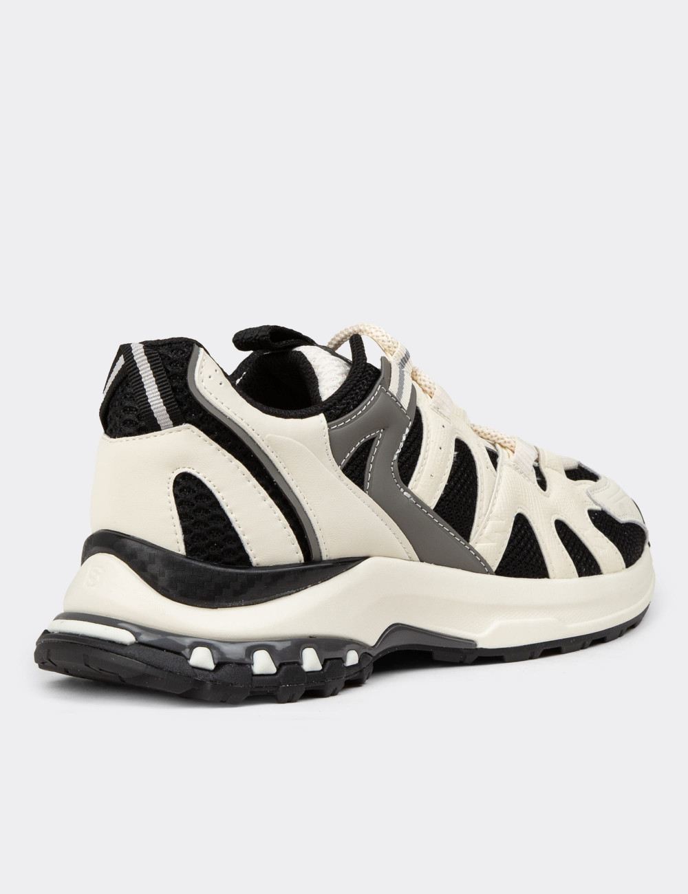 Kadın Siyah Sneaker Ayakkabı - 25317ZSYHC01