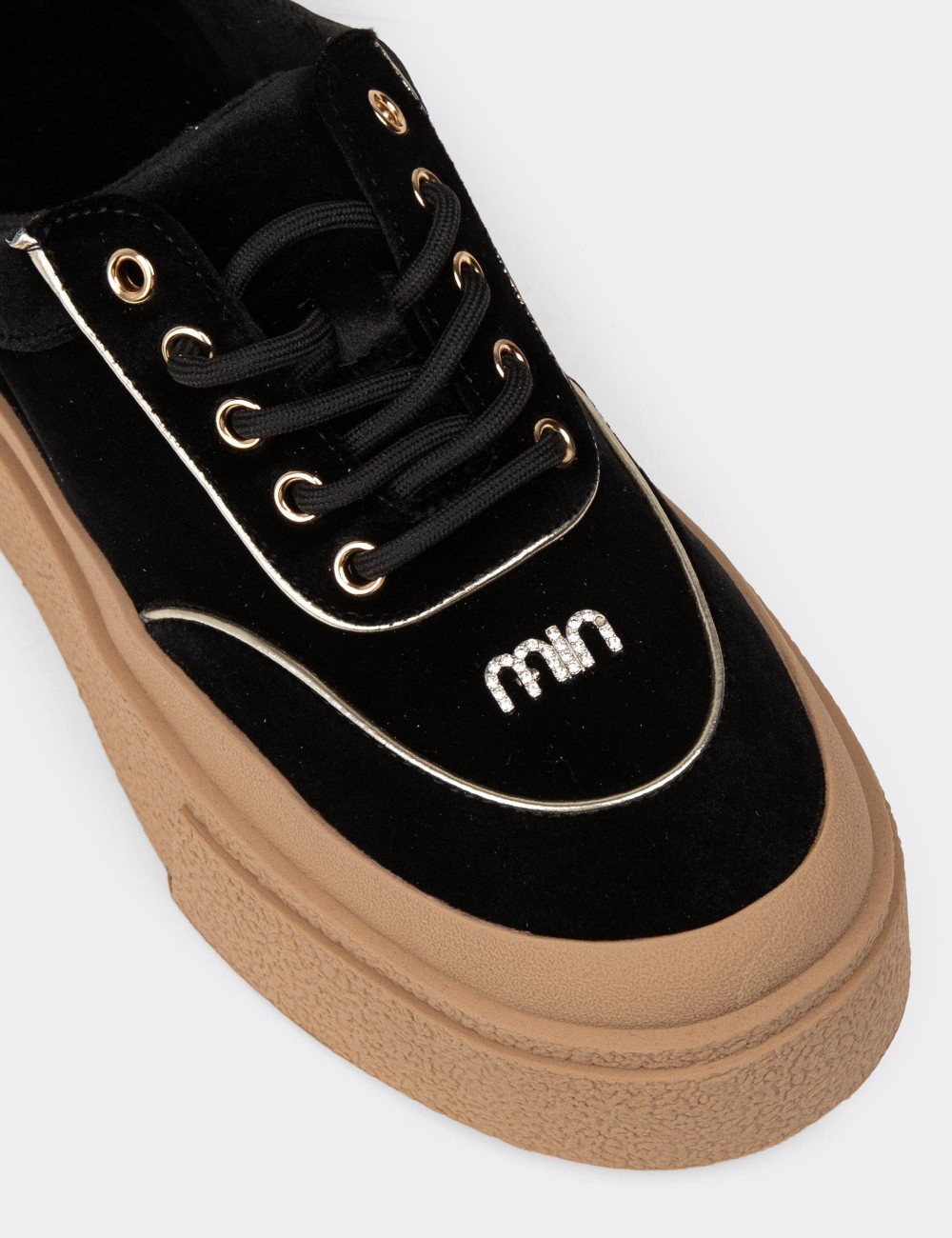 Kadın Siyah Sneaker Ayakkabı - 25330ZSYHC01