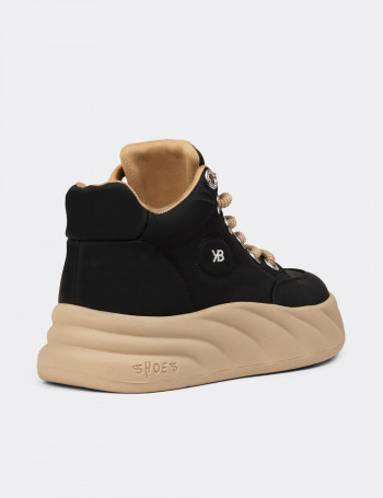 Kadın Siyah High Top Sneaker - K1003ZSYHC01
